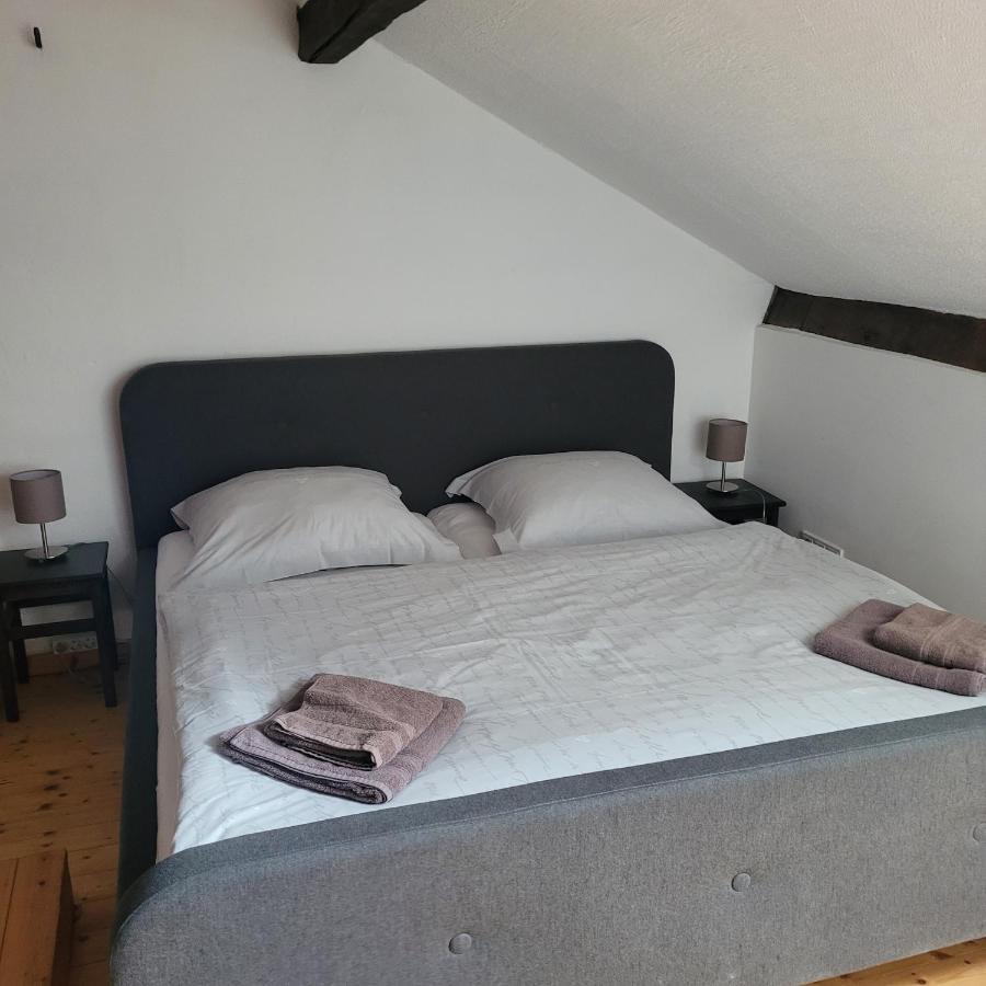 Alter Posthof Lieser Buitenkant foto