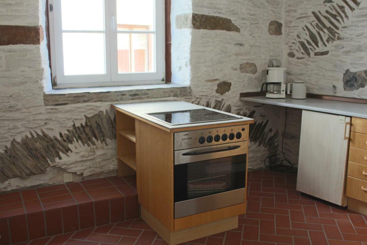 Alter Posthof Lieser Buitenkant foto